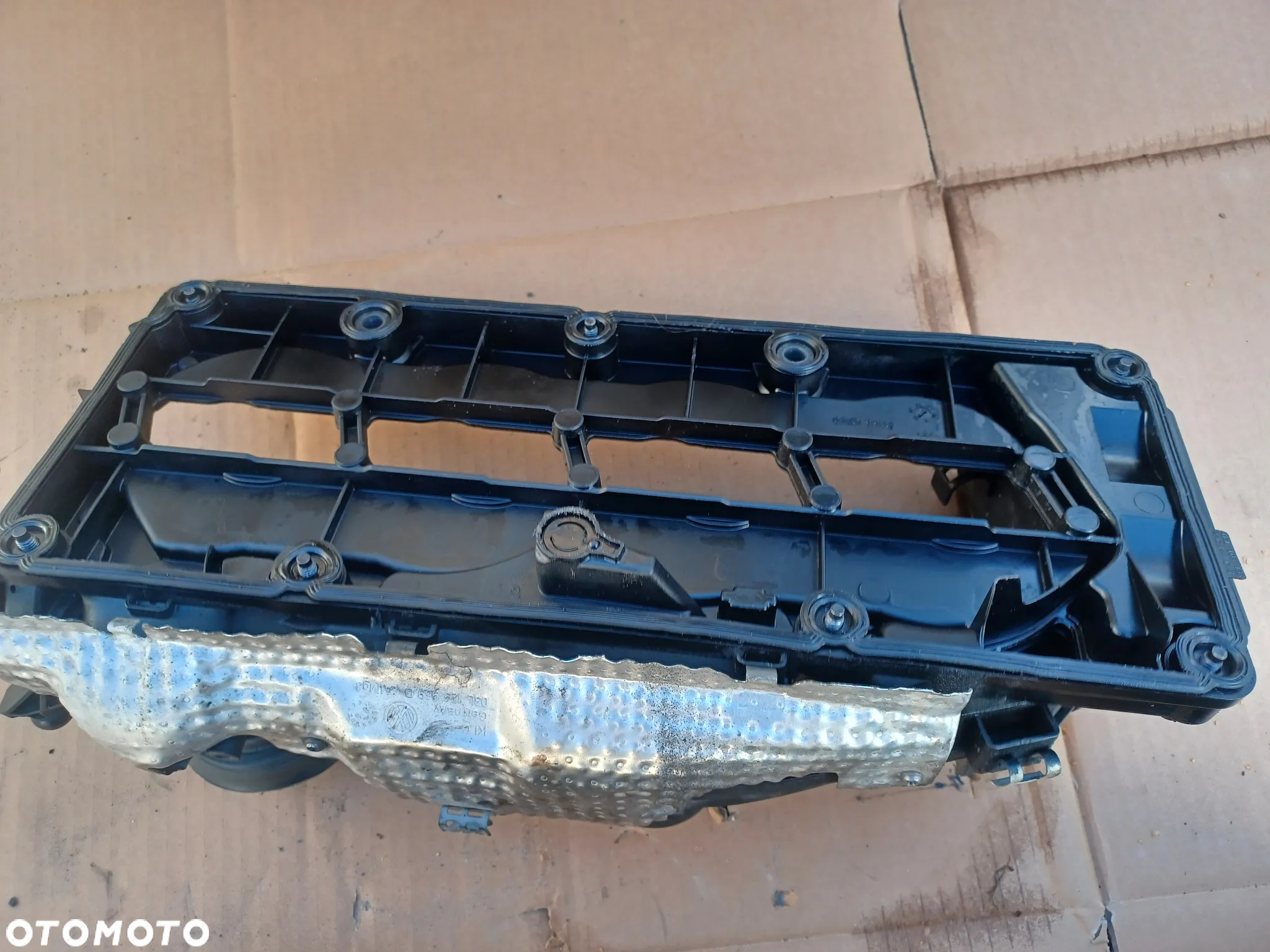 POKRYWA ZAWORÓW VW 2.0 TDI 03L103469 - 4