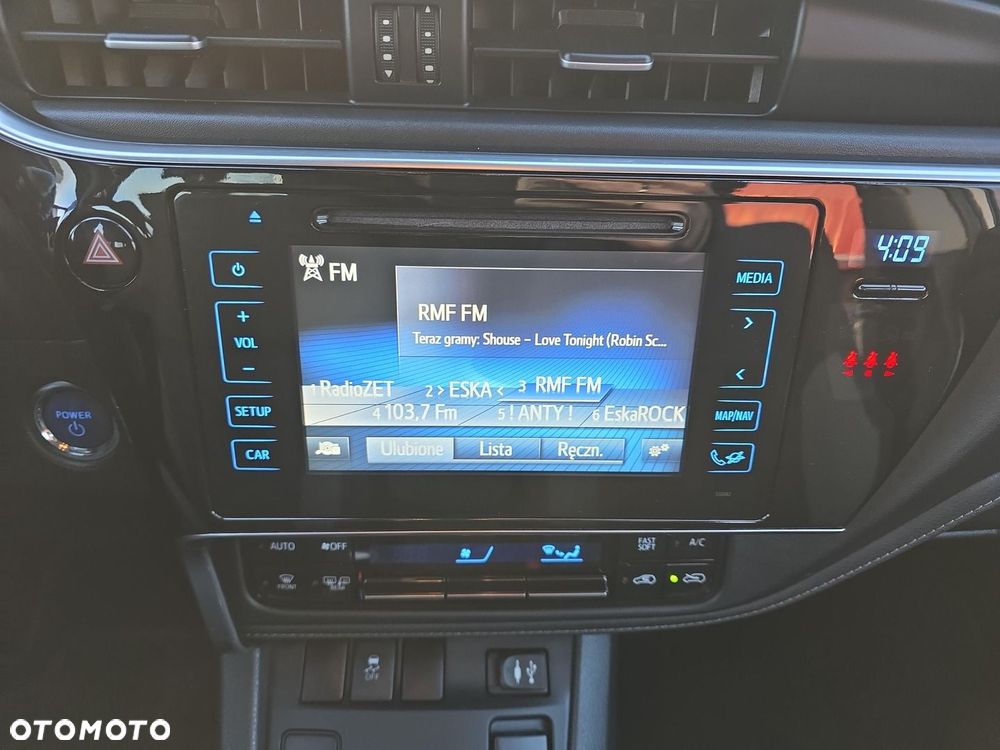 Toyota Auris Hybrid 135 Premium - 19