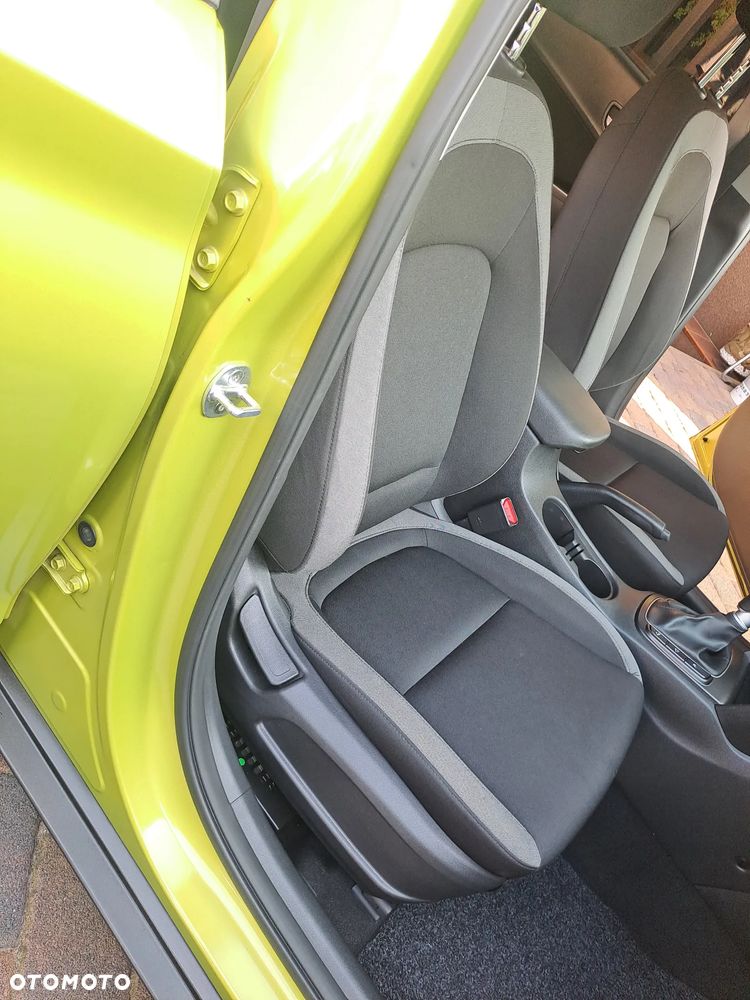 Hyundai Kona - 16