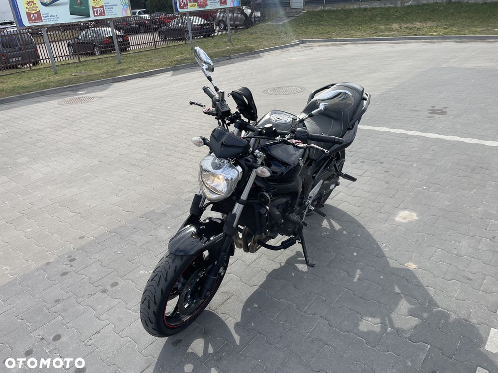 Yamaha FZ6 - 1