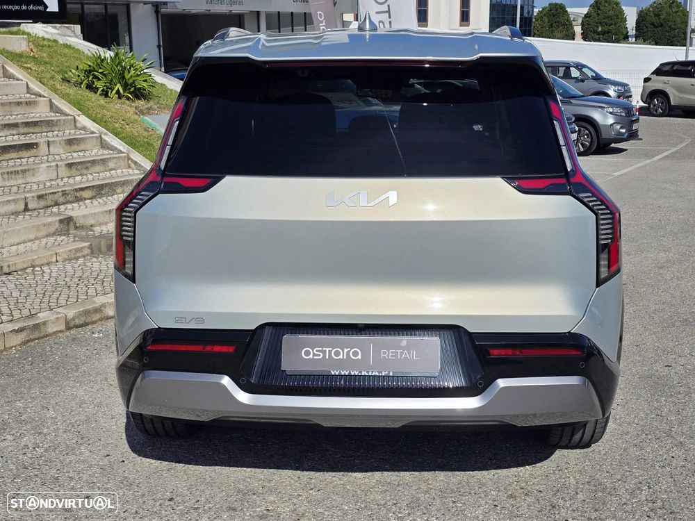 Kia EV9 98.8 kWh 1st Edition - 6