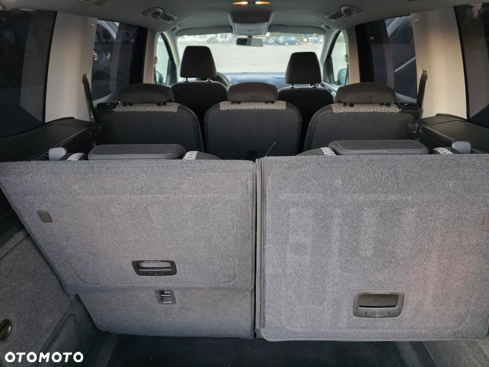 Volkswagen Sharan - 22