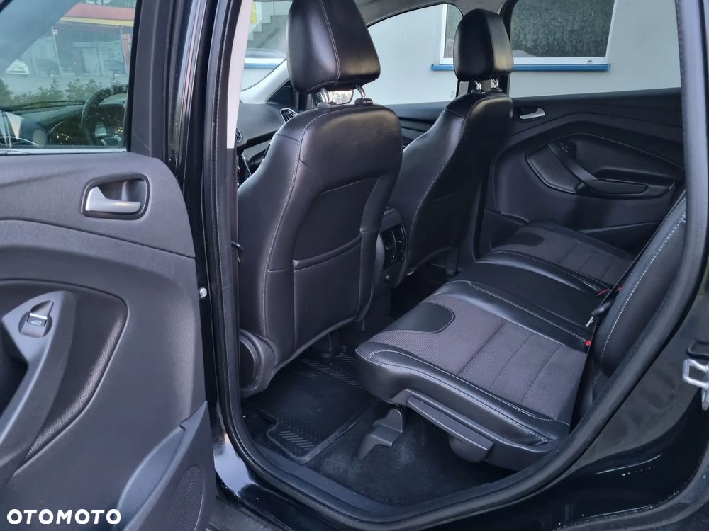 Ford Kuga 2.0 TDCi 4x4 Titanium - 21