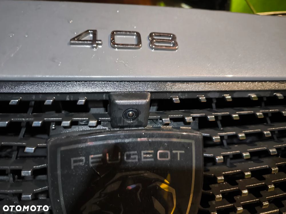 Peugeot 408 1.2 PureTech Allure S&S EAT8 - 9