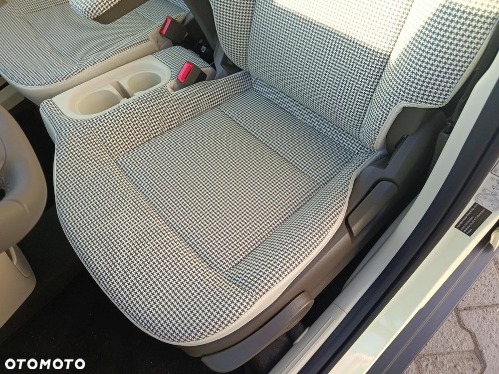 Hyundai Inster - 12