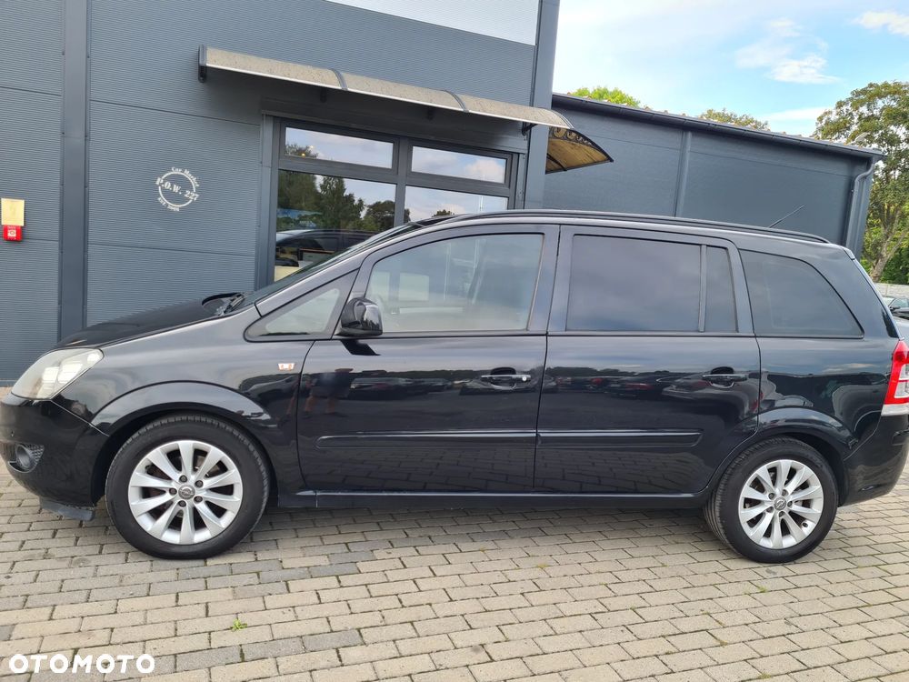 Opel Zafira 1.8 Design Edition - 13
