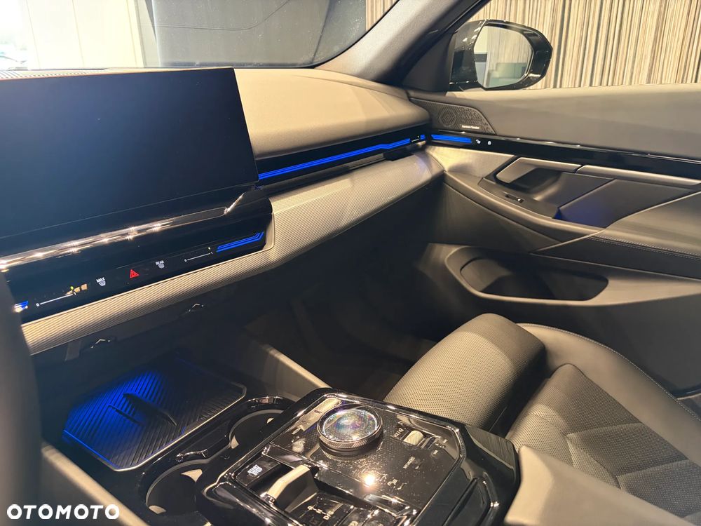 BMW Seria 5 520d mHEV M Sport - 18