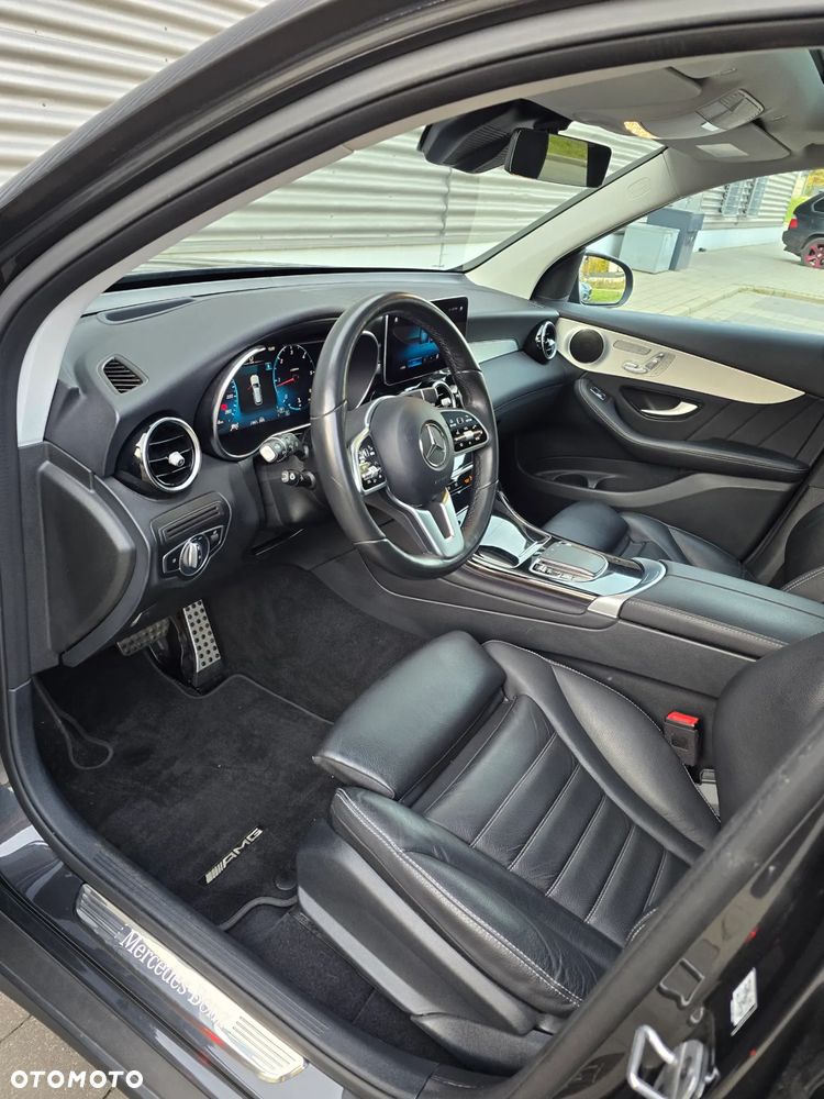 Mercedes-Benz GLC 220 d 4Matic 9G-TRONIC AMG Line - 10