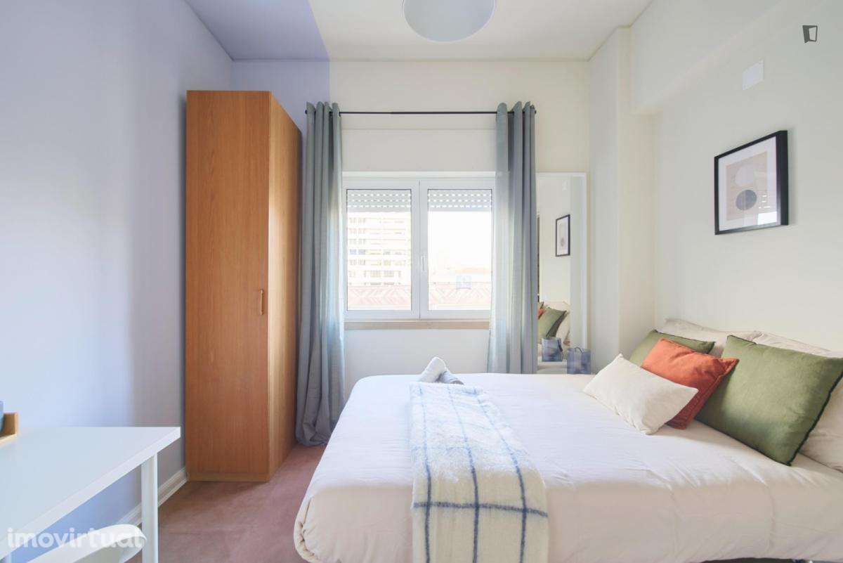 Quarto - localizado em Telheiras Lisbon - Grande imagem: 2/56