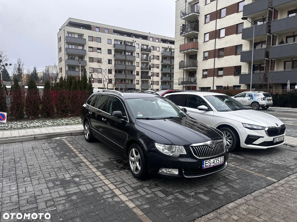 Skoda Superb 2.0 TDI 4x4 Elegance DSG - 1