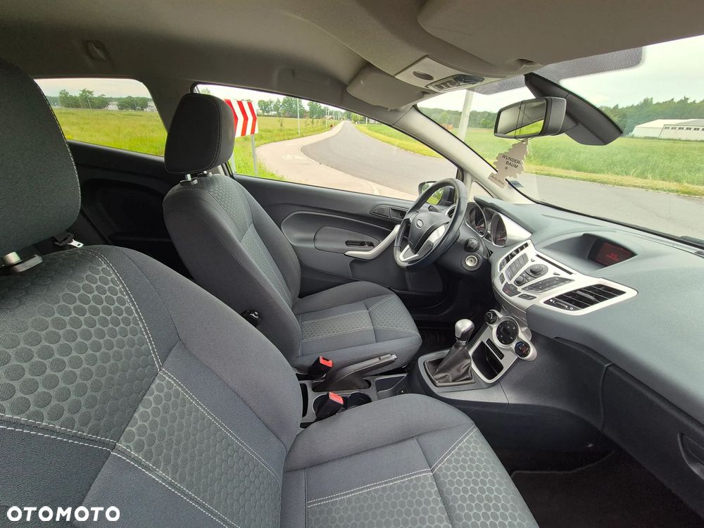Ford Fiesta 1.25 Titanium - 19