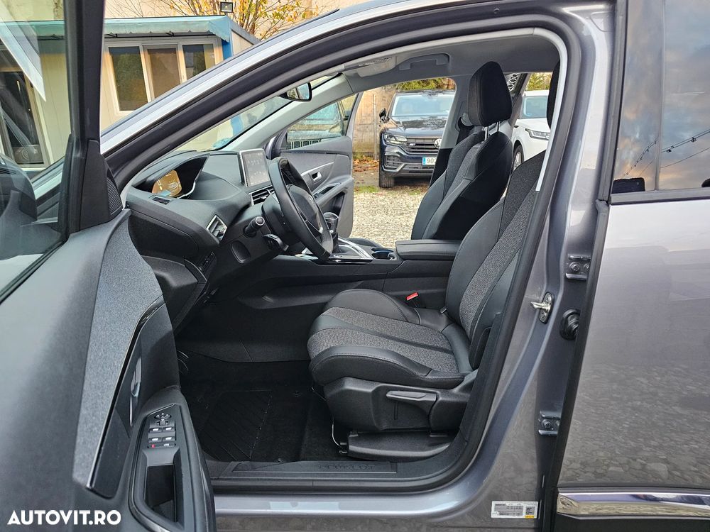 Peugeot 3008 - 18