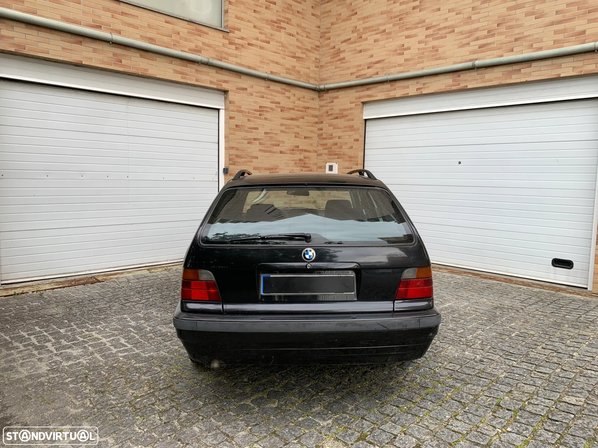 BMW 318 tds Touring Sport - 10