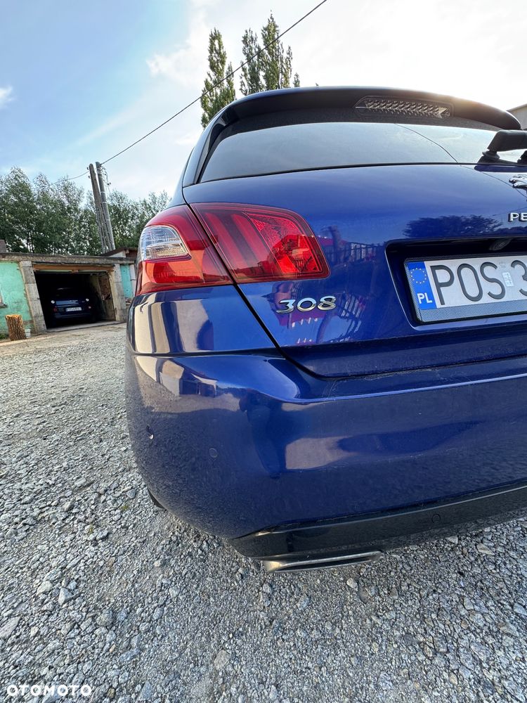 Peugeot 308 - 25