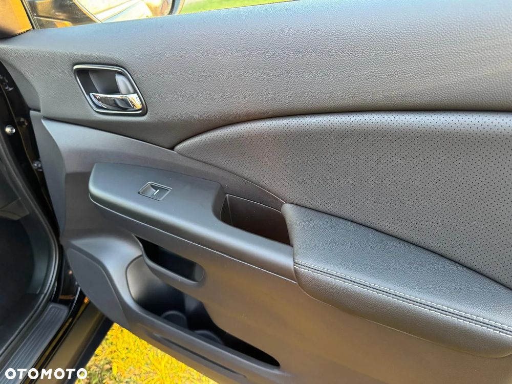Honda CR-V 2.0 Lifestyle Plus (Honda Connect+) - 23