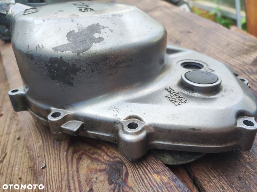 Oryginalna pokrywa sprzęgła Suzuki GN125 DR125 GZ125 – dekiel silnika 11341-05300 - 6