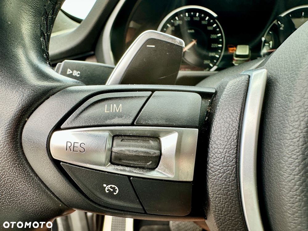 BMW X5 xDrive30d - 29