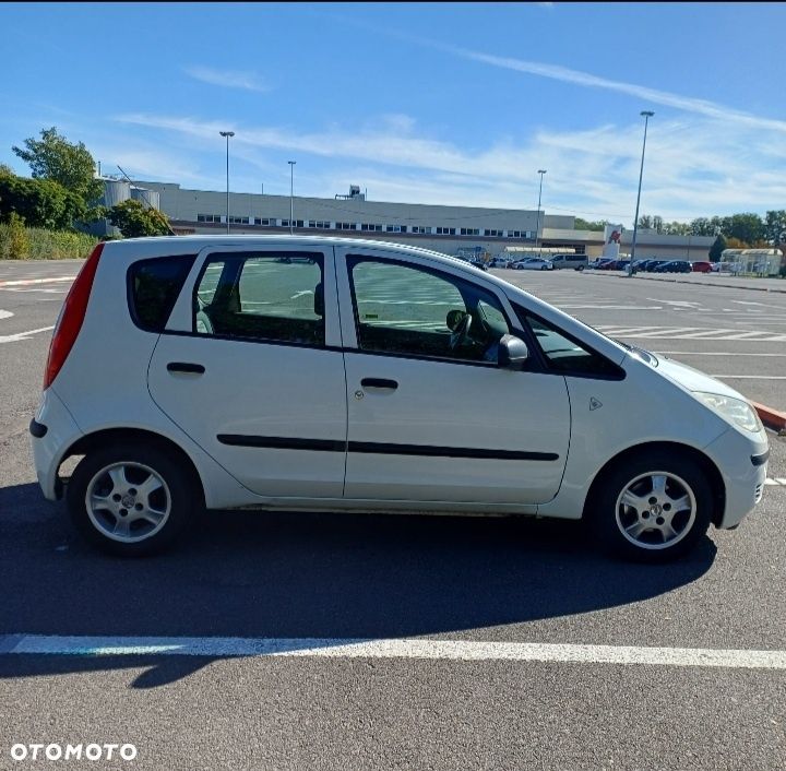 Mitsubishi Colt - 3