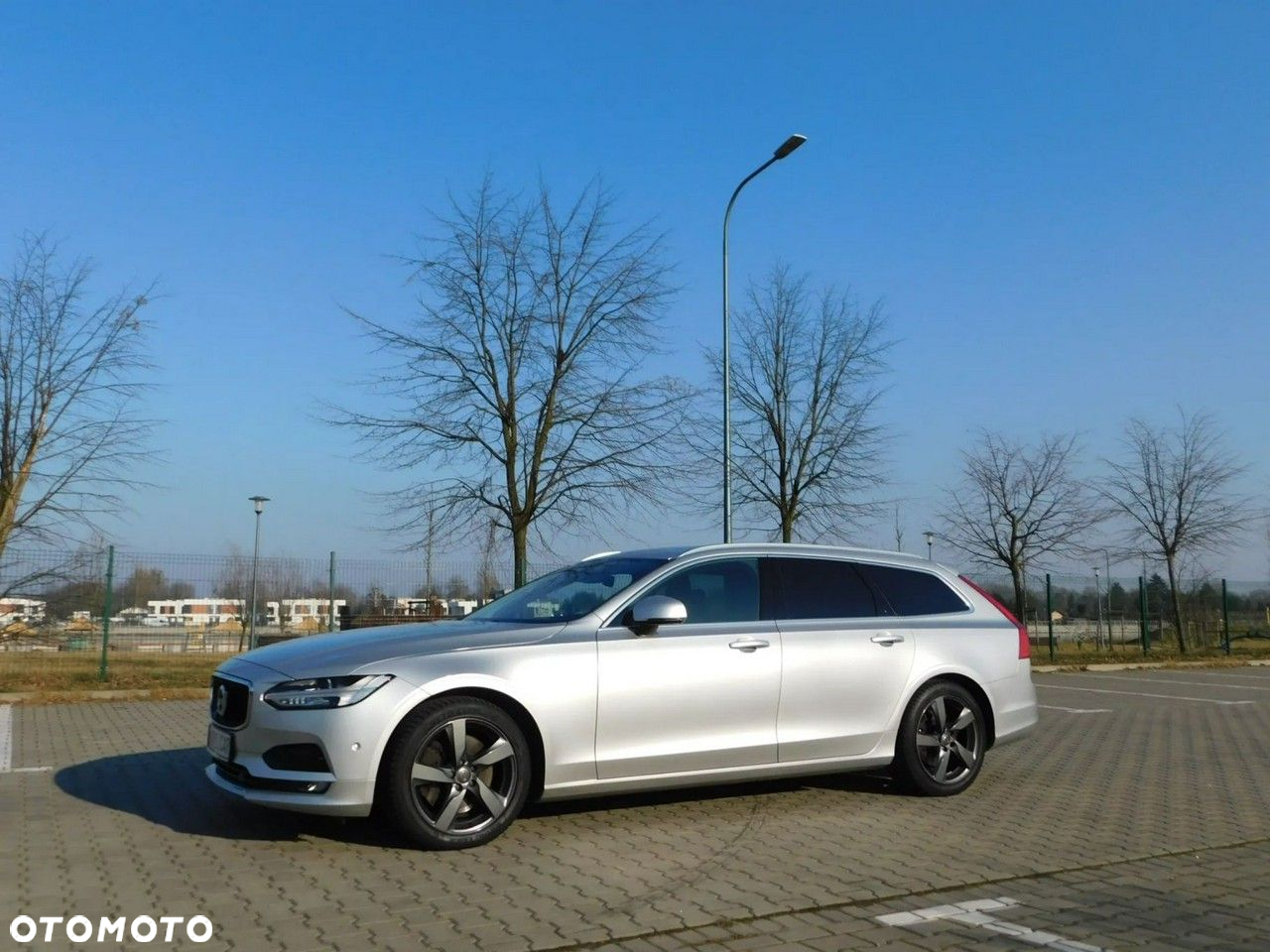 Volvo V90 T5 Momentum - 27