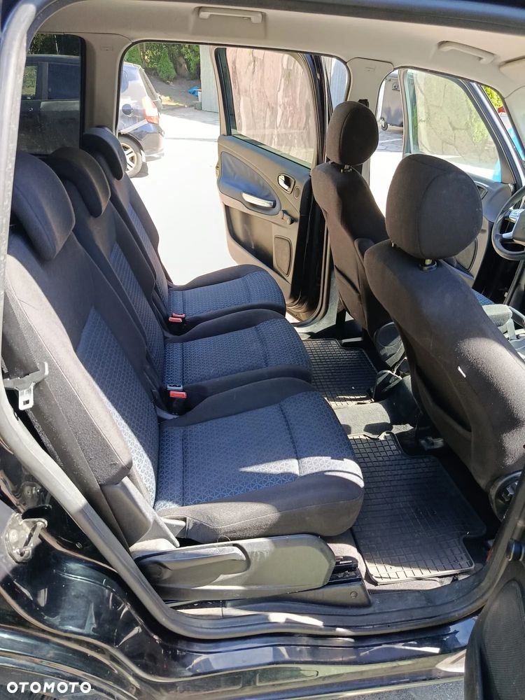 Ford Galaxy - 17