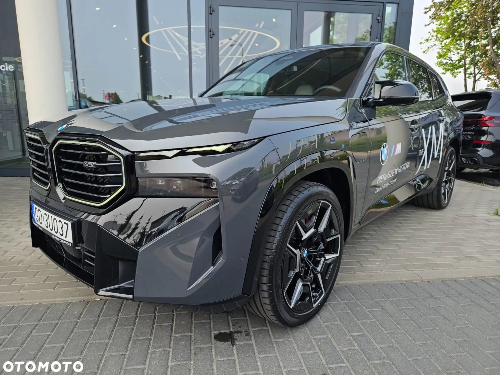 BMW XM - 1