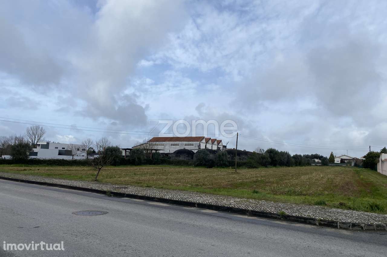 Terreno Urbanizável - Grande imagem: 2/18