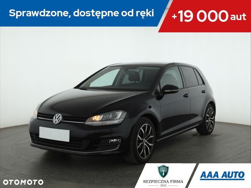 Volkswagen Golf - 2