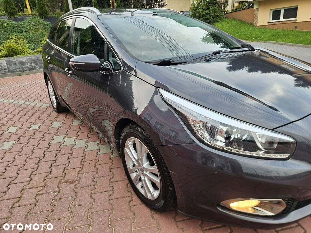 Kia Ceed 1.6 CRDi SCR L Business Line Plus - 14