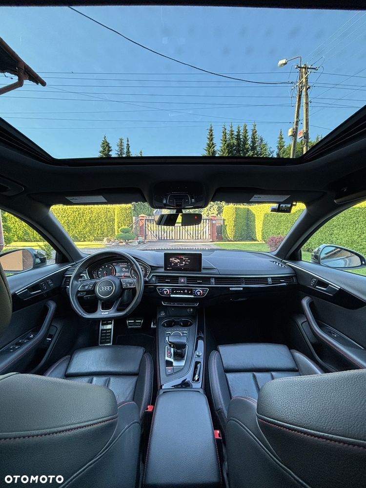 Audi A4 Limousine - 7
