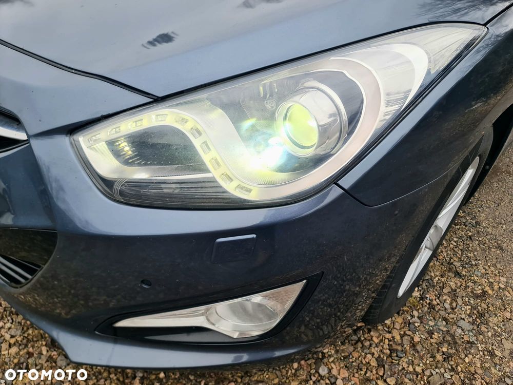 Hyundai i40 Kombi blue 1.7 CRDi DCT Premium - 16