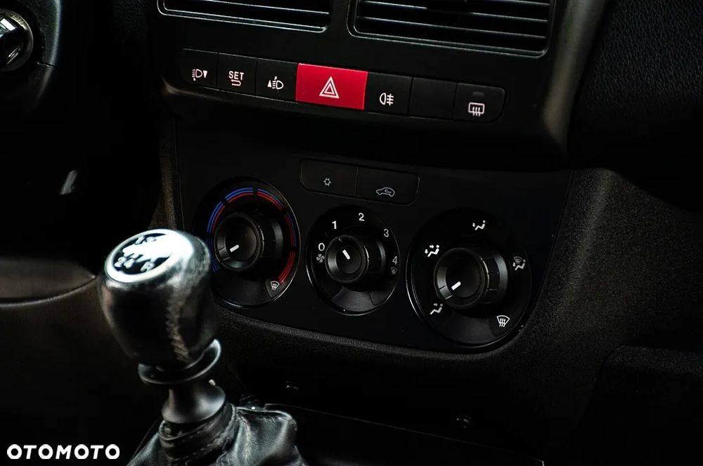 Opel Combo Tour 1.4 Cosmo - 39