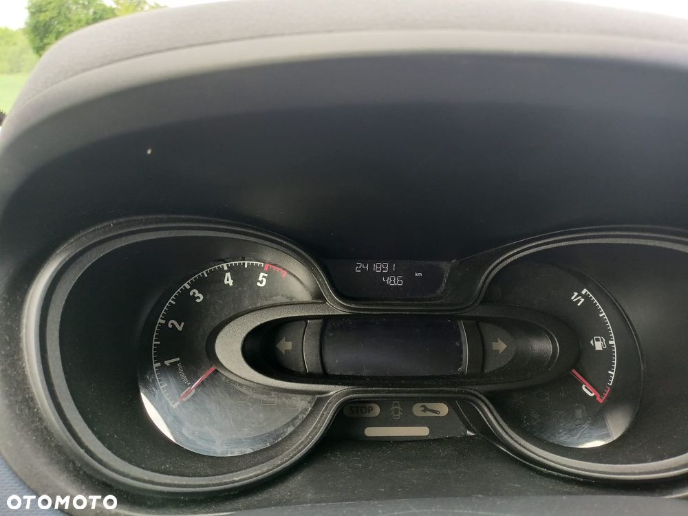Opel VIVARO - 13