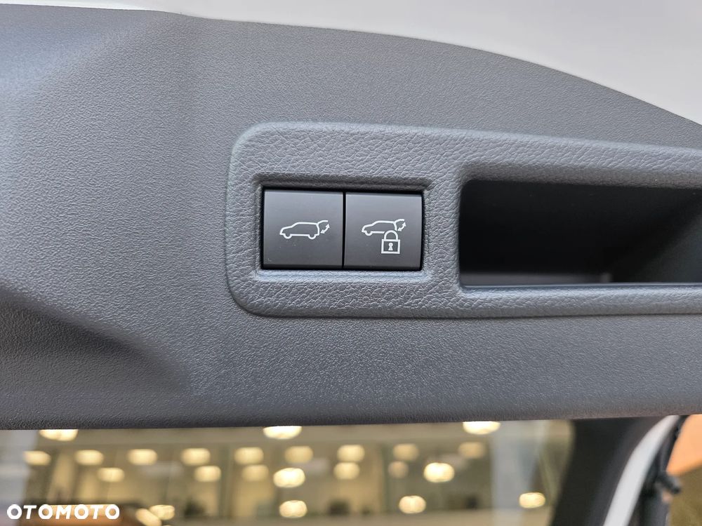 Toyota bZ4X 71.4kWh Executive - 8