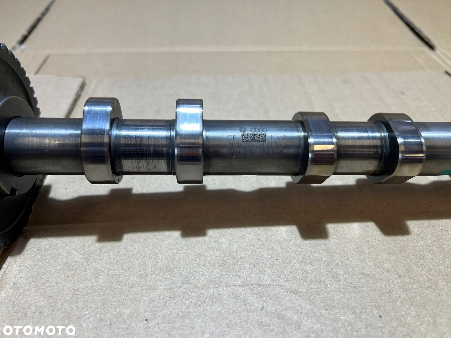 AUDI A4 B8 A5 8T 1.8 TFSI WAŁEK ROZRZĄDU WYDECHOWY 06H102H - 2