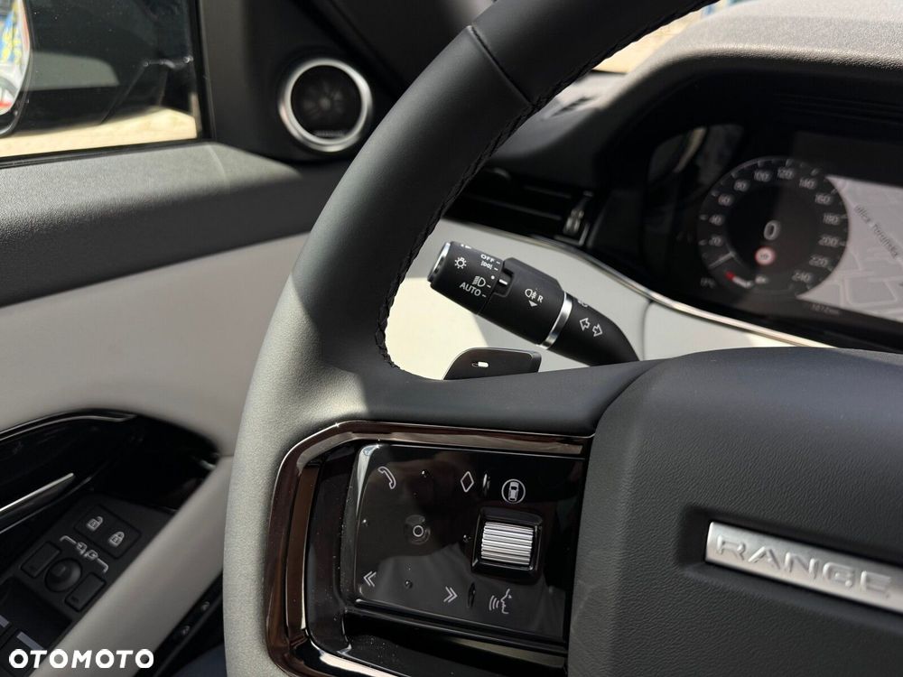 Land Rover Range Rover Evoque - 12