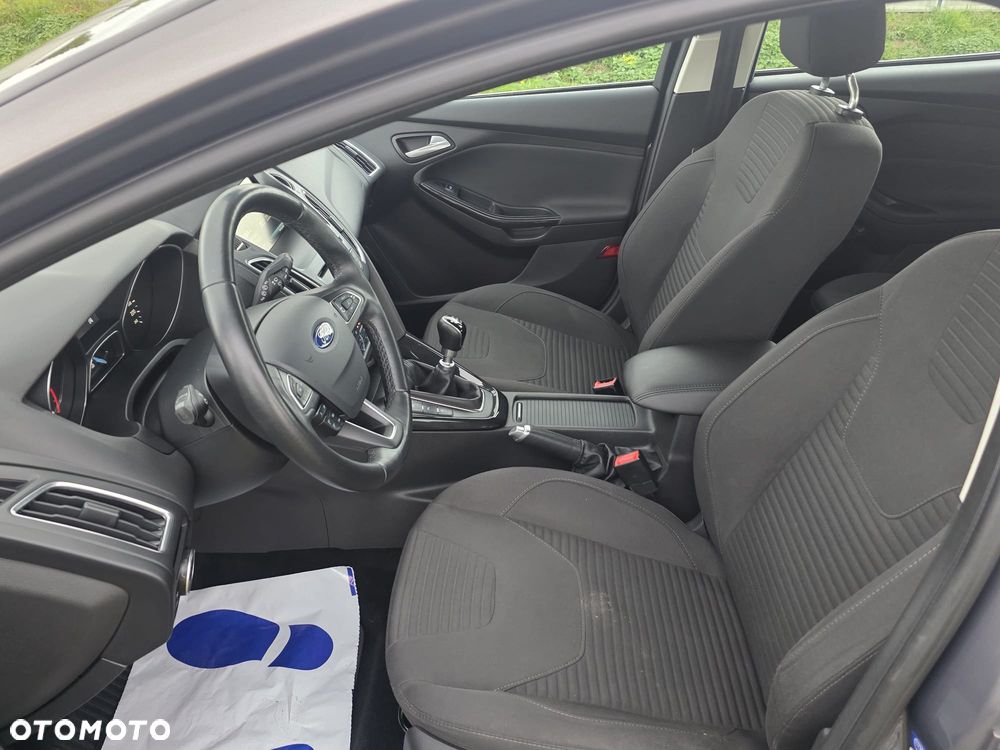 Ford Focus - 6
