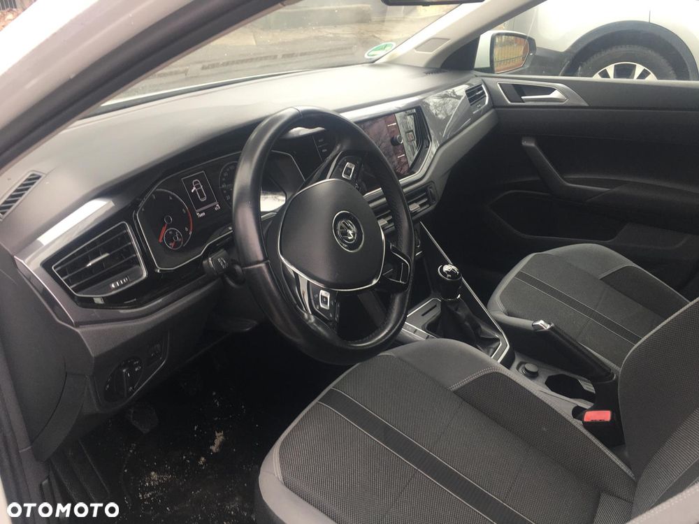 Volkswagen Polo - 5