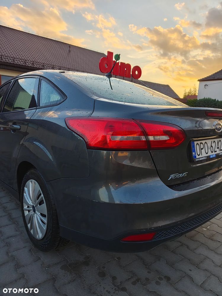 Ford Focus 1.6 Titanium - 6