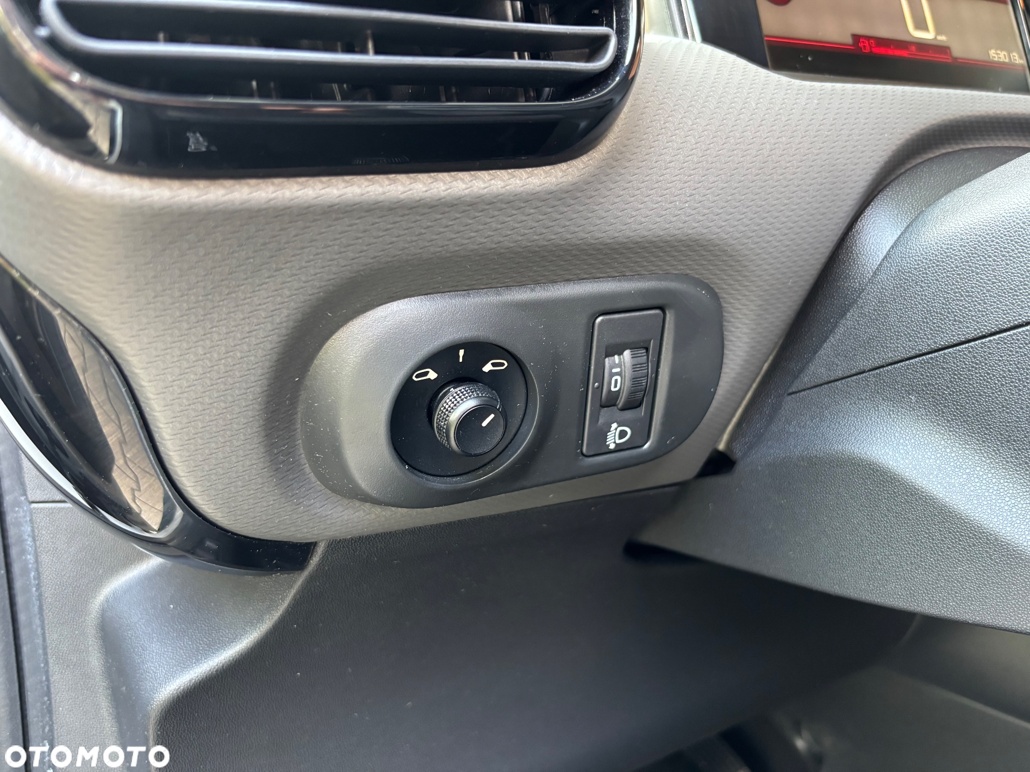 Citroën C4 Cactus 1.5 BlueHDi Live - 15