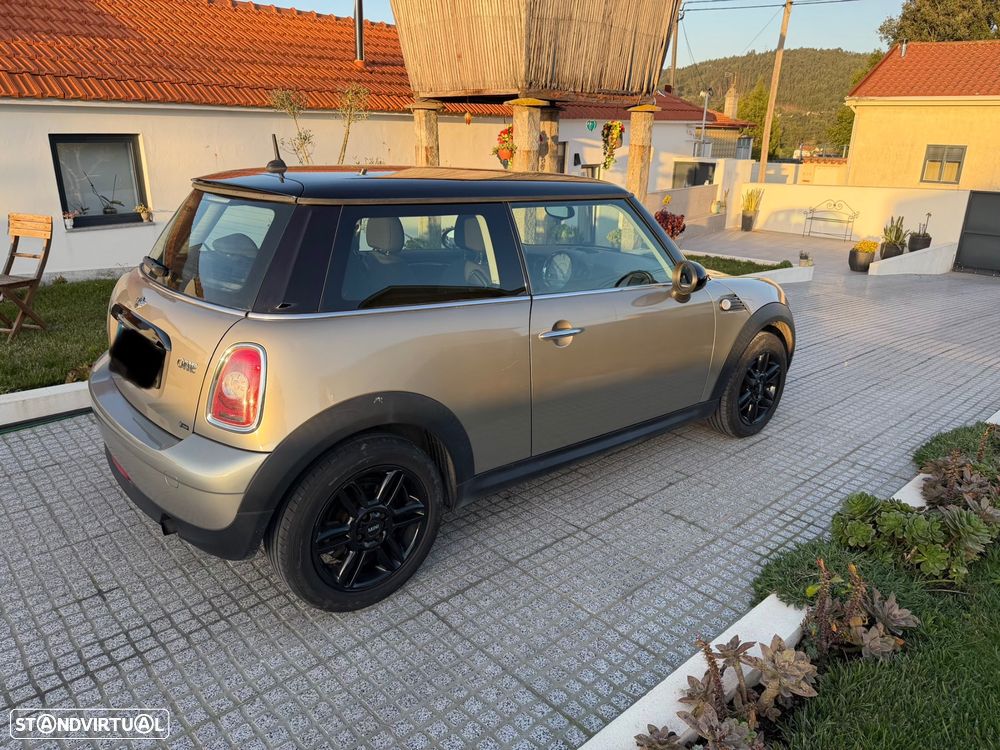 MINI 3 Portas One - 14