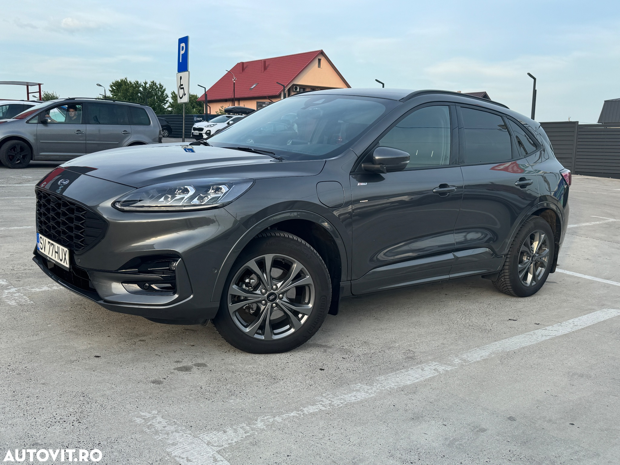 Ford Kuga 2.5 Duratec FWD PHEV ST-Line X - 3