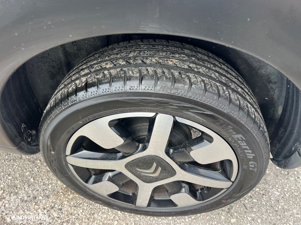 Citroën C4 Cactus 1.2 PureTech Shine - 30