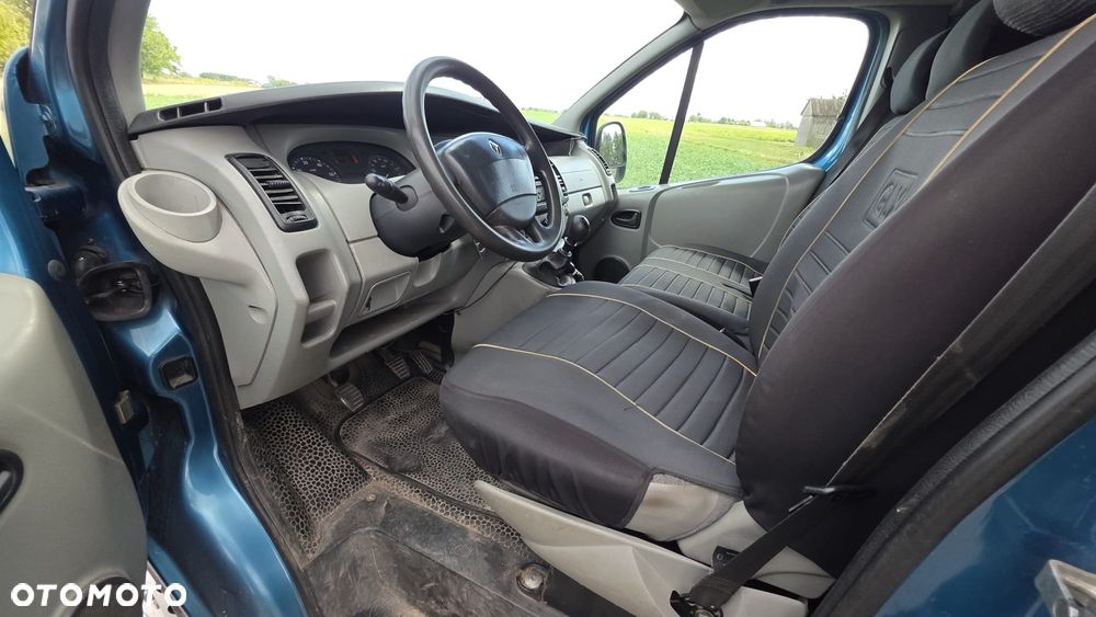 Renault Trafic - 11