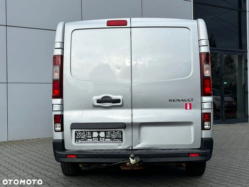 Renault Trafic - 12