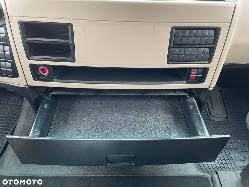 MAN TGX 18.460 4X2 LLS-U - 15