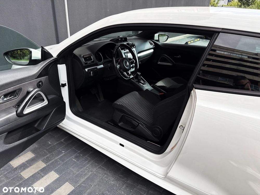 Volkswagen Scirocco 2.0 TSI BMT Perfectline R-Style DSG - 15