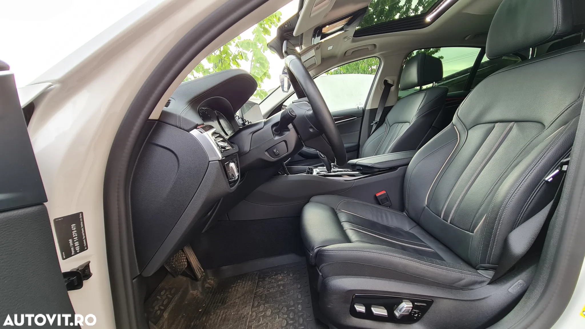 BMW Seria 5 520d xDrive AT MHEV - 21