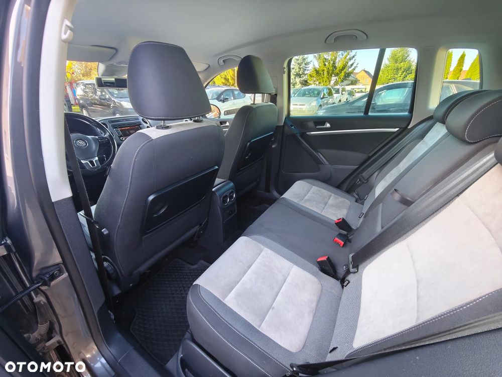 Volkswagen Tiguan - 27