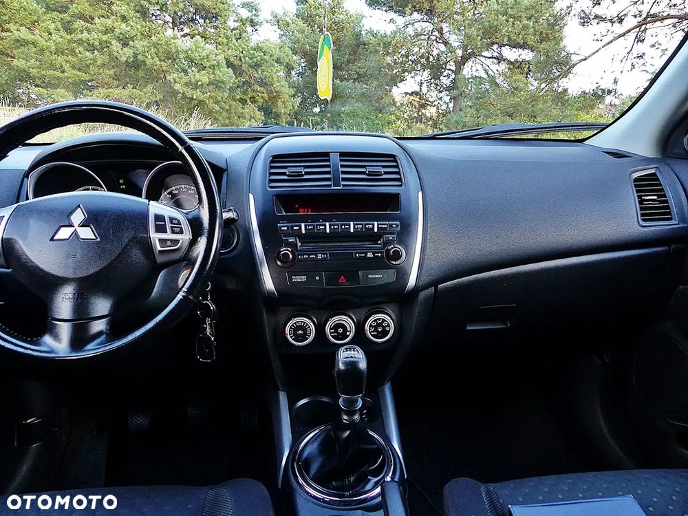 Mitsubishi ASX 1.8 DI-D 2WD Instyle - 36