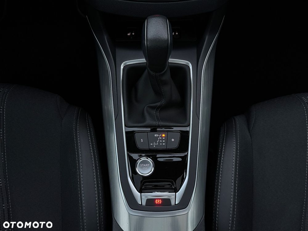 Peugeot 308 BlueHDi FAP 150 Stop&Start Automatik Allure - 23